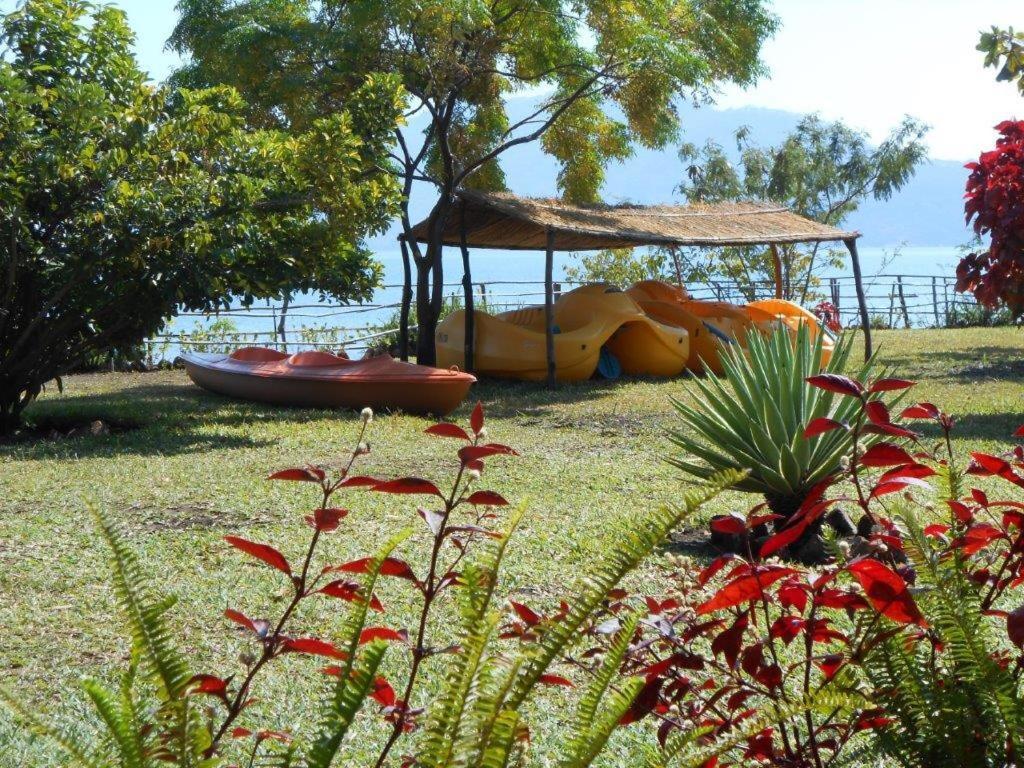 Cape Mac Lodge Cape Maclear 外观 照片