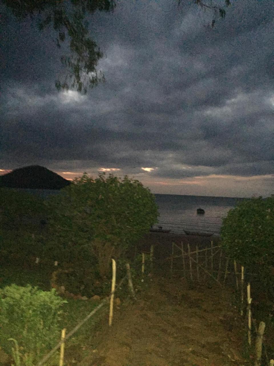 Cape Mac Lodge Cape Maclear 外观 照片