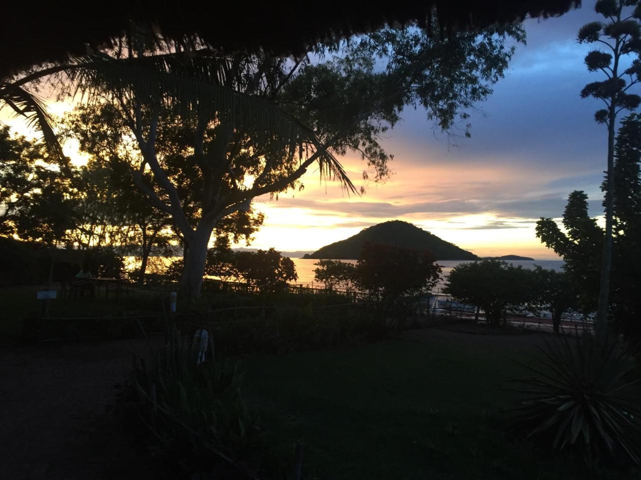 Cape Mac Lodge Cape Maclear 外观 照片